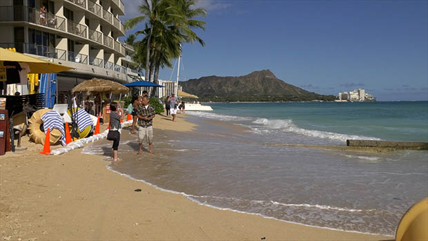 High water levels in Waikiki with Diamond Head in the background