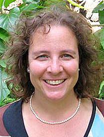 Daphne Desser, headshot