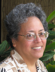 Phyllis Vidinha headshot