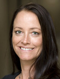 Karyn Mo Wells, headshot
