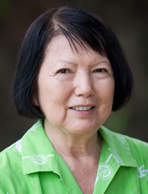 Hatsuko Kaulukou, headshot