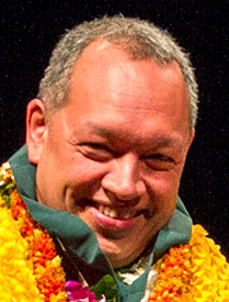 Ron D. Solis, headshot