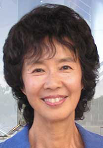 Gertrude Ueoka, headshot