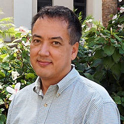 Portrait of Wayne Buente University of Hawaii, Communication/Journalism department