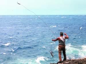 ulua fishing the traditional way