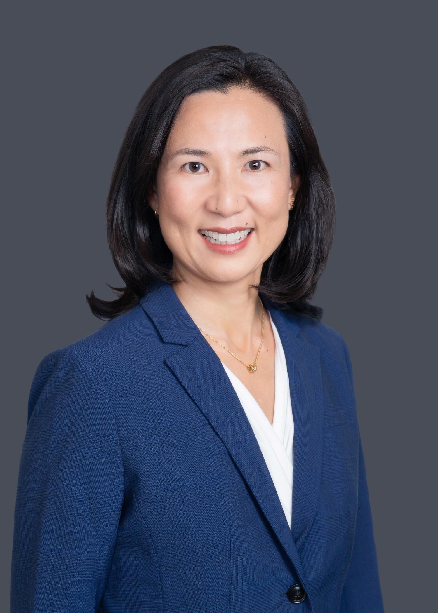 Honolulu: Karen Lee recommended to be next Honolulu Community College  chancellor | University of Hawaii News
