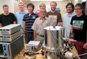 Vahsen’s research group with the prototype detector.