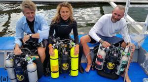 Rebreather dive team (l to r): Richard Pyle, Sonia Rowley, and Brian Greene. Credit: K. Kaing.