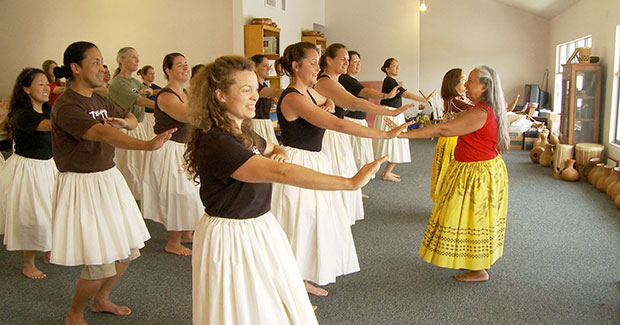 Hula dancers