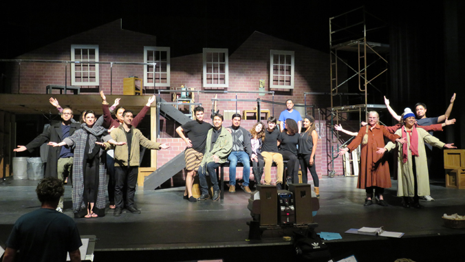 the cast of rent on stage