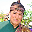 UH instructor dances his way to lifetime achievement award