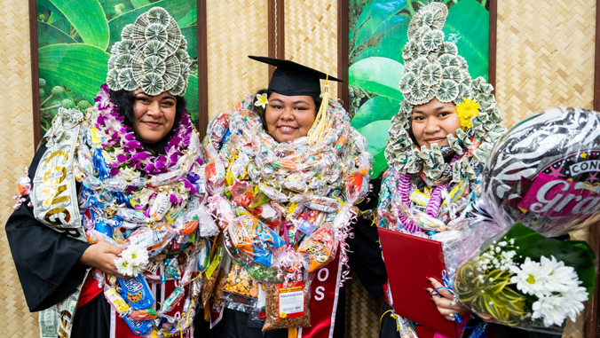 U H Hilo graduates