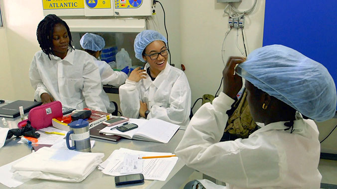 students in the lab