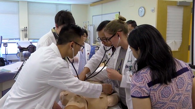 students in a medical simulation lab