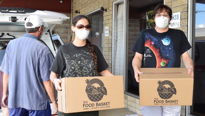 people with food boxes