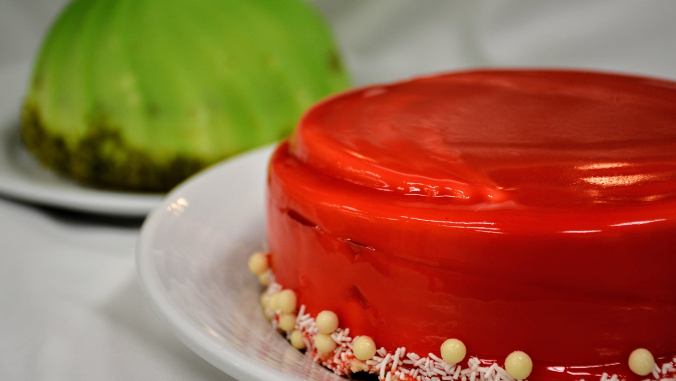 green and red cake