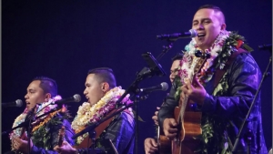 3 singers on stage