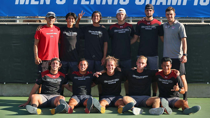U H Hilo men tennis players