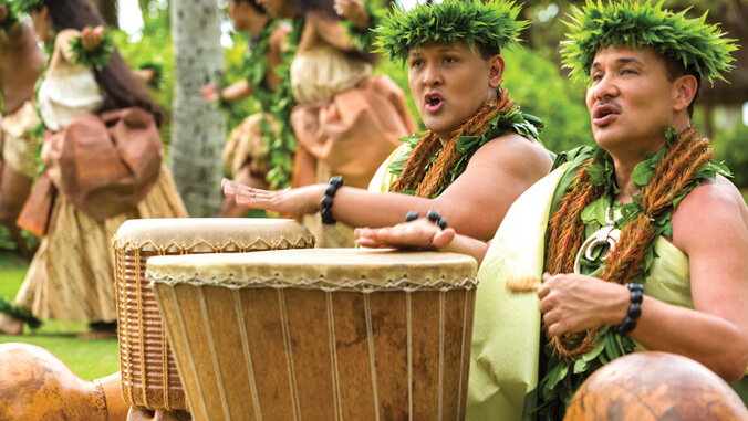 hula performers