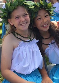 keiki hula dancers