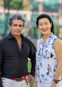 carbone and yang outside the cancer center
