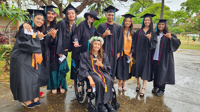 Honolulu C C graduates
