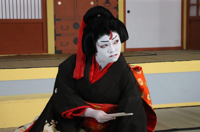 Person in Kabuki costume and make-up