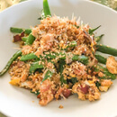 UH-mazing Recipes: Chef Roy Yamaguchi’s momʻs green beans