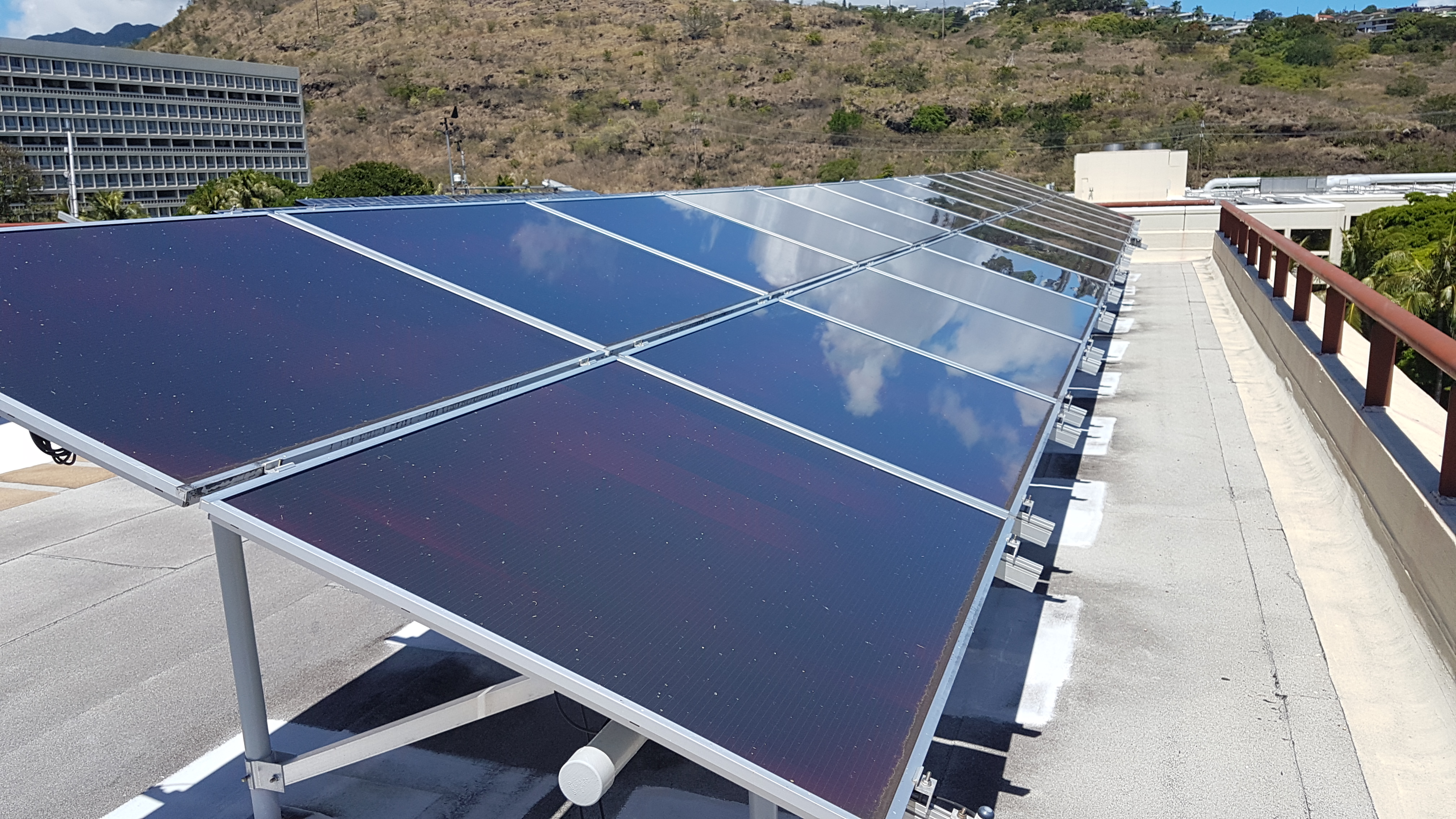 photo of Homes Hall photo voltaic system